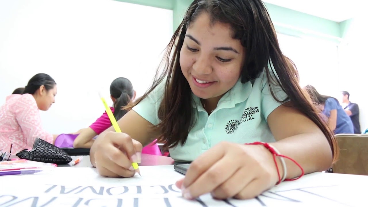 Universidad de Colima: Facultad de Trabajo Social